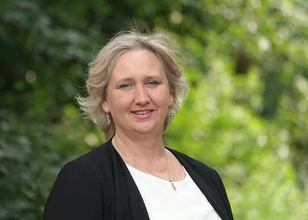 Inhaberin Bettina Büsing
